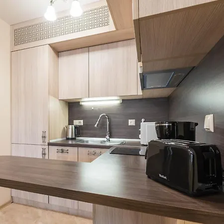 Argisht Cozy With Pool & Sea Breeze Apartmán *