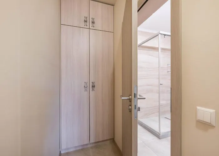 アパート Argisht Cozy With Pool & Sea Breeze