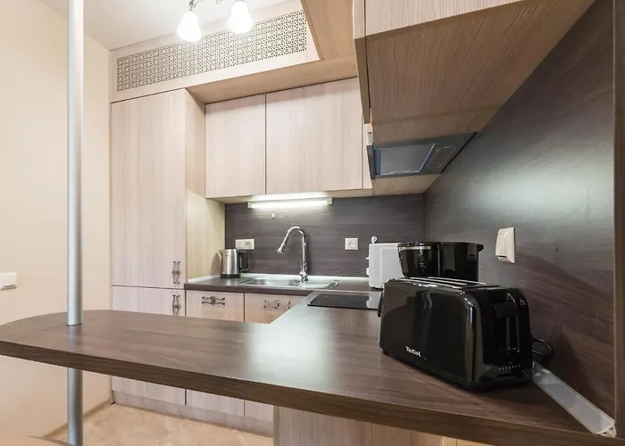 Argisht Cozy With Pool & Sea Breeze アパート *